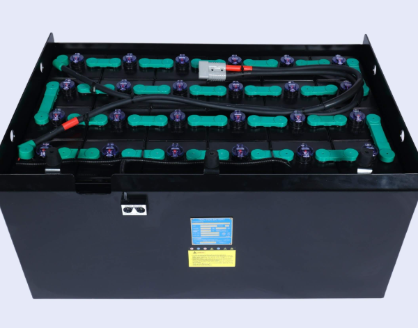 BÌNH ĐIỆN XE NÂNG LIFTTOP: GIẢI PHÁP NĂNG LƯỢNG BỀN BỈ CHO DOANH NGHIỆP - Ảnh 2