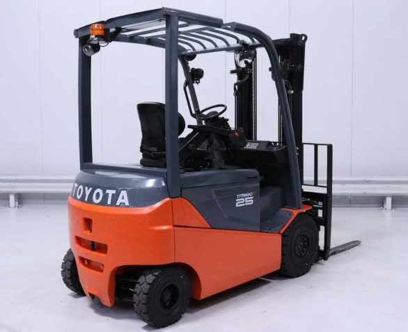 Xe Nâng Điện Toyota Cũ 2.5 Tấn