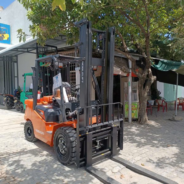 XE NÂNG DẦU NOBLELIFT 3,5 TẤN MỚI 100% - Ảnh 6